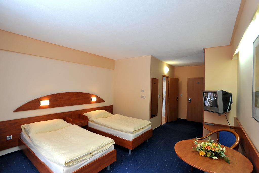 Hotel Brizky Jablonec nad Nisou Eksteriør billede